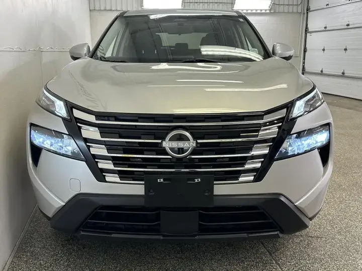 Nissan Rogue 2024 photo 2