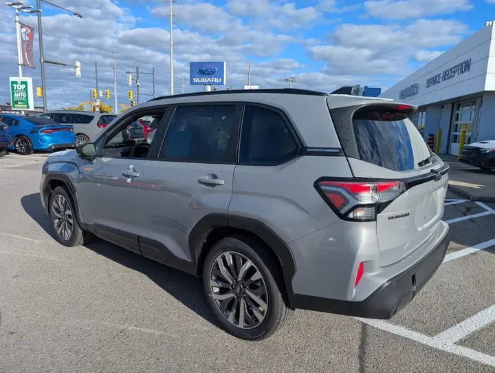 Subaru Forester 2026 photo 2