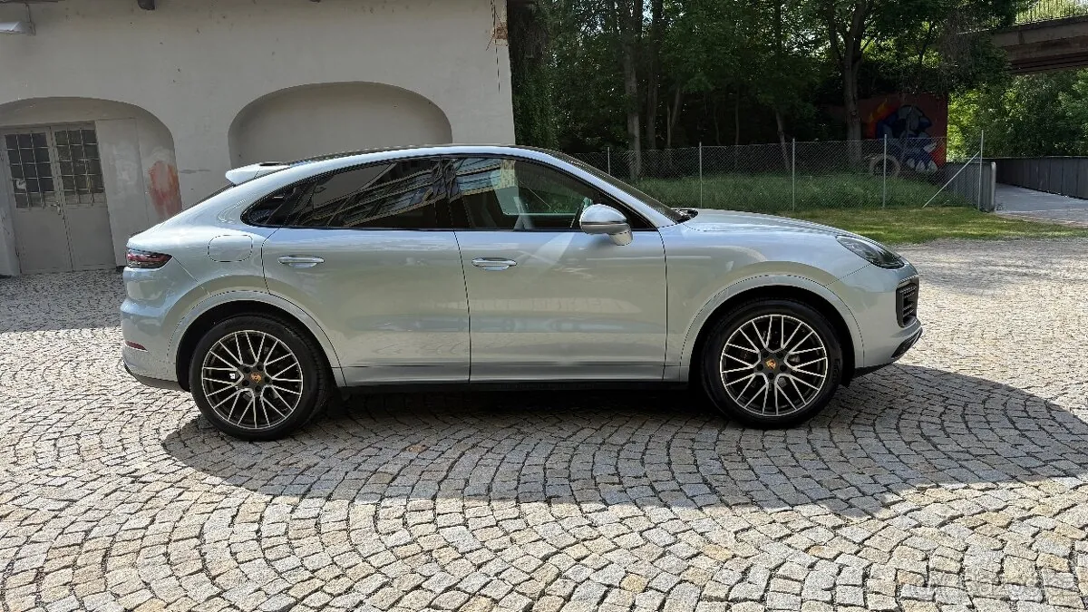 Porsche Cayenne 2022 photo 4