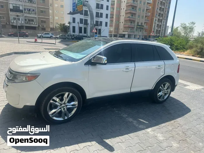 Ford Edge 2011 photo 2