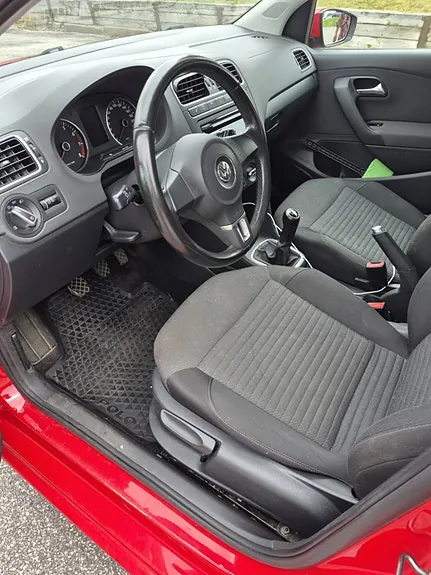 Volkswagen Polo 2011 photo 4