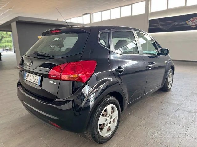 Kia Venga 2013 photo 5