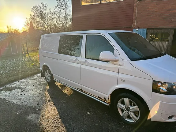Volkswagen Transporter 2012 photo 2