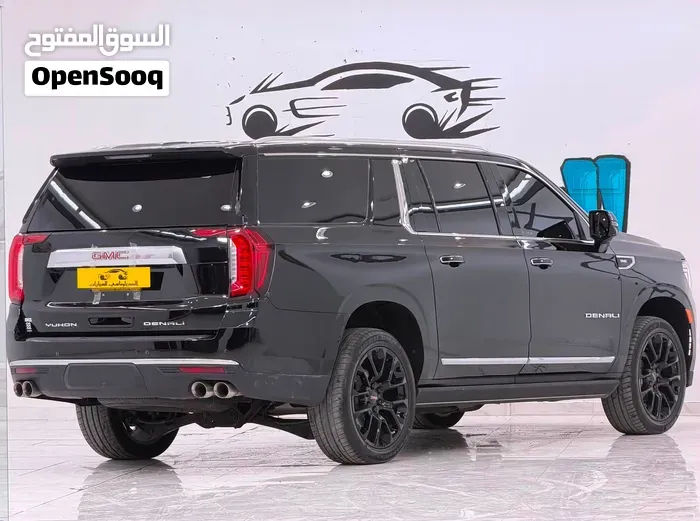 GMC Yukon Denali 2022 photo 2