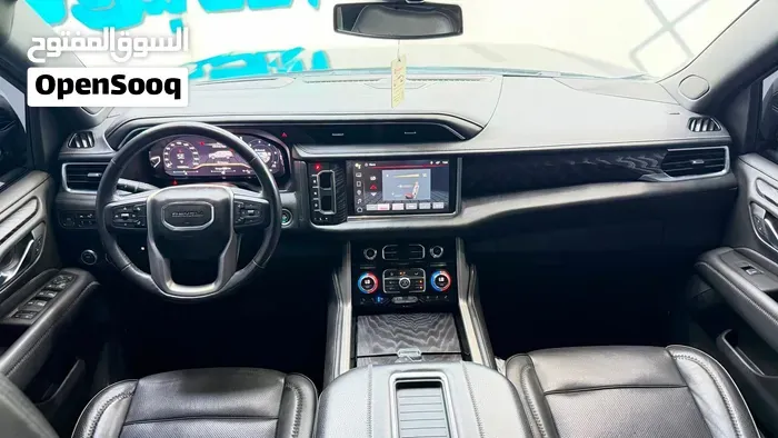 GMC Yukon Denali 2022 photo 3