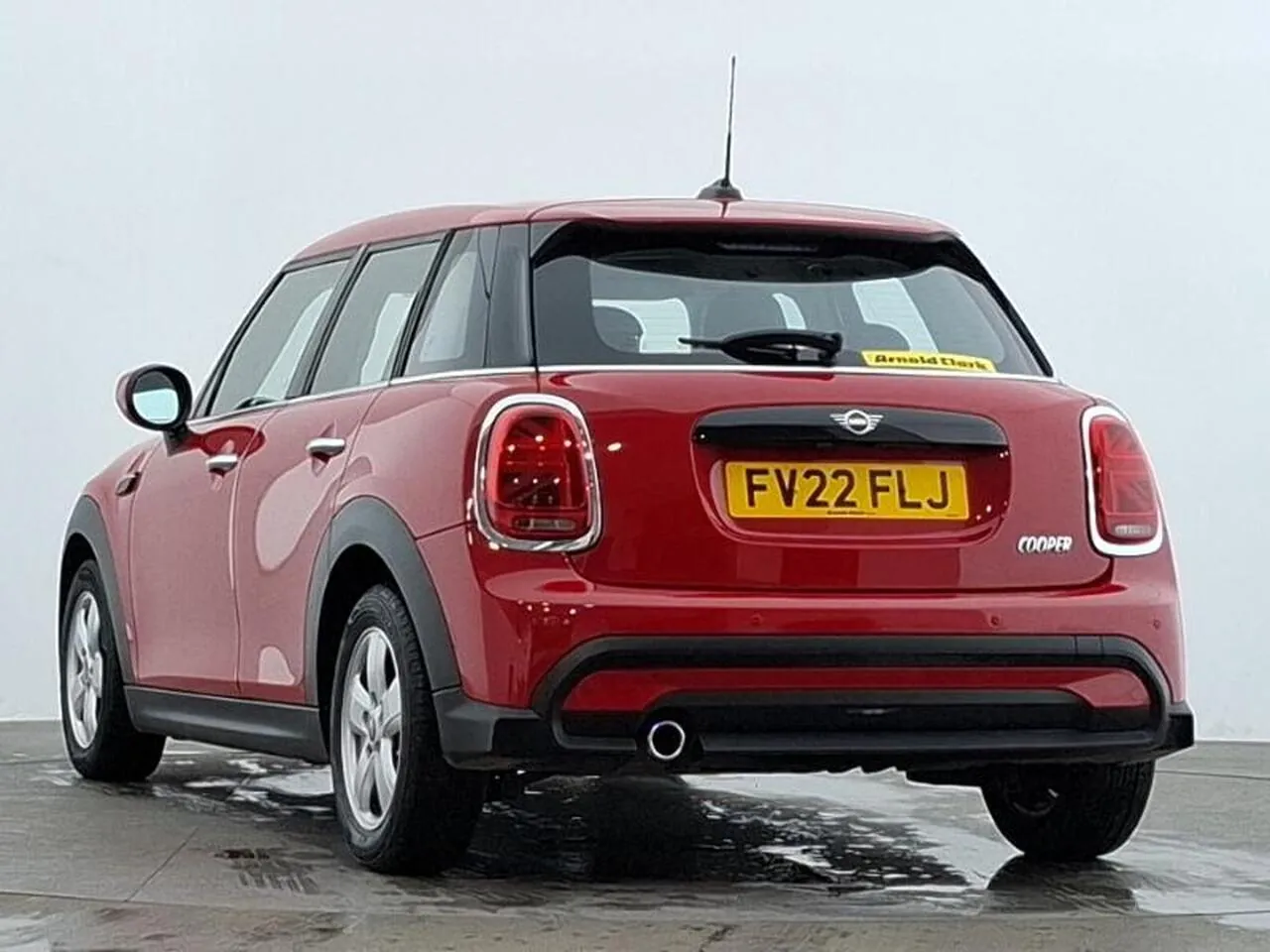 Mini Hatch 2022 photo 2