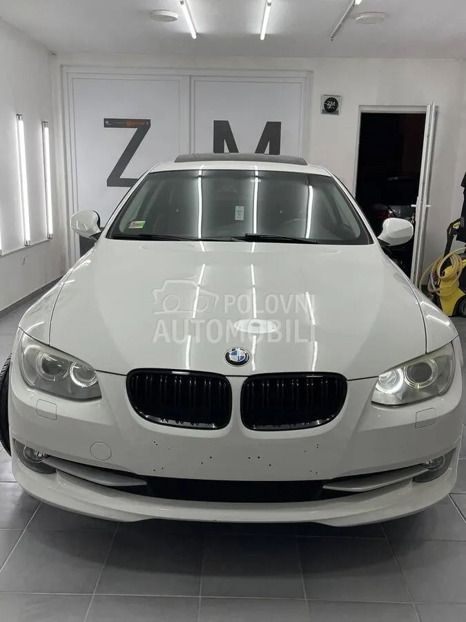 BMW 320 2010 photo 3