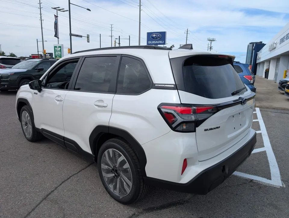 Subaru Forester 2026 photo 2