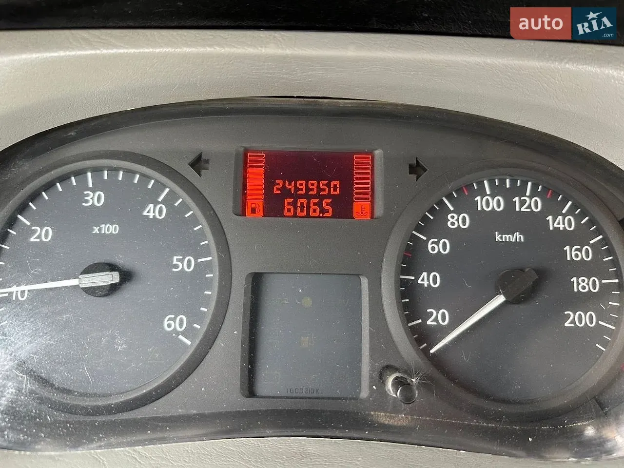 Nissan Primastar 2006 photo 5