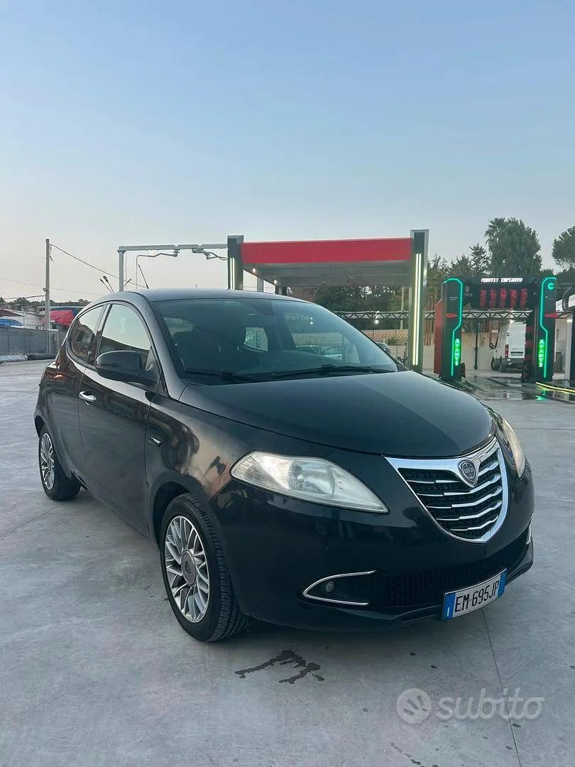 Lancia Ypsilon 2012 photo 5
