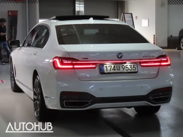 BMW 7 Series 2022 photo 4