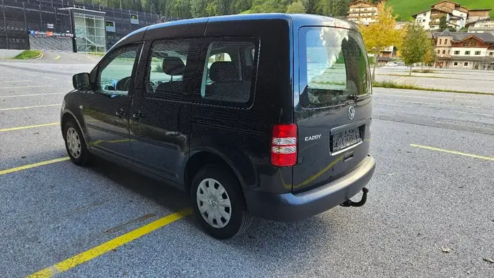 Volkswagen Caddy 2011 photo 3