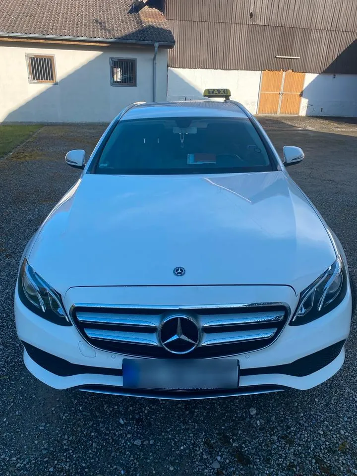Mercedes-Benz E 200 T
