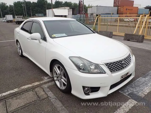 Toyota Crown Athlete