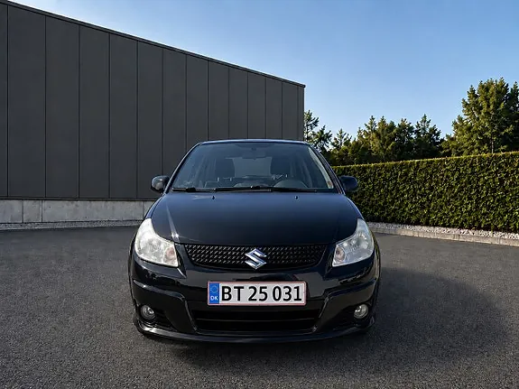 Suzuki Sx4 2011 photo 3