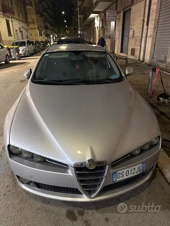 Alfa Romeo 159 2008 photo 2