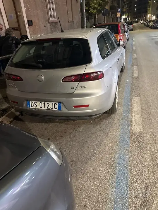 Alfa Romeo 159 2008 photo 4