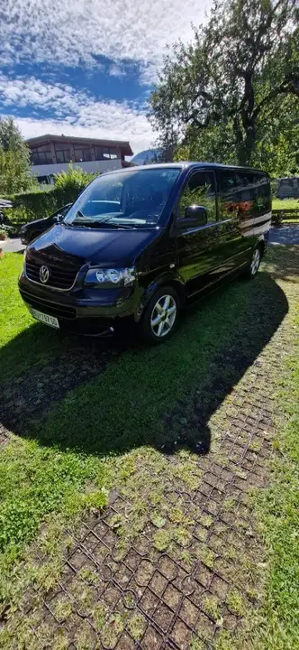 Volkswagen Multivan 2007 photo 2