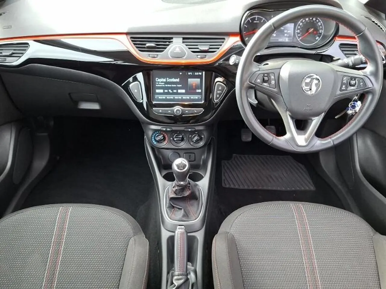 Vauxhall Corsa 2017 photo 2