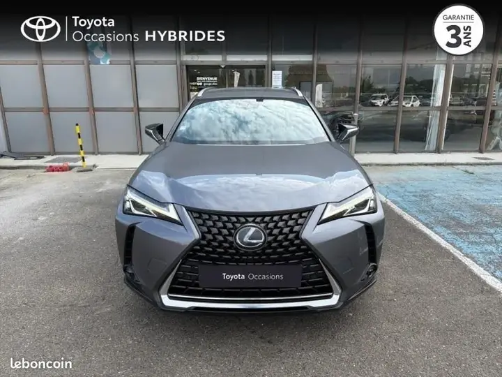 Lexus Ux 2019 photo 5