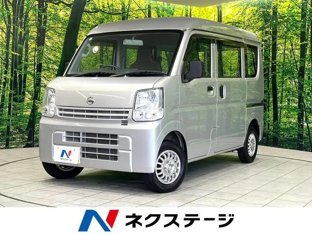 Nissan Nv100