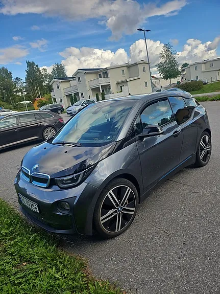 BMW I3