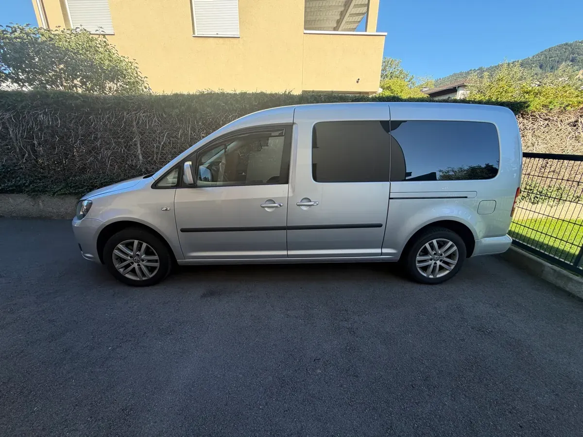 Volkswagen Caddy 2014 photo 2