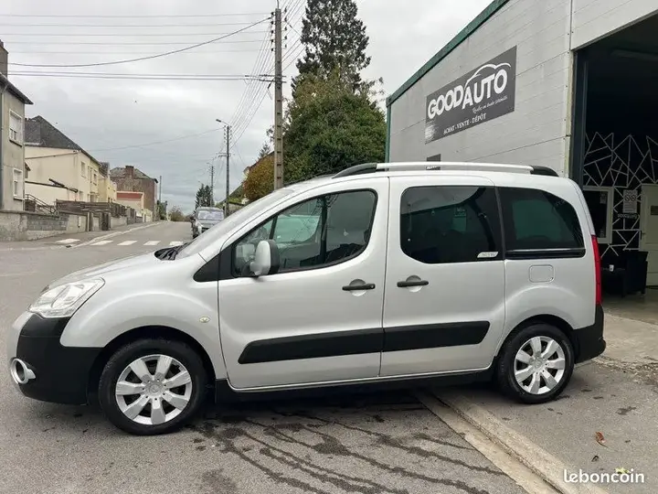 Citroen Berlingo 2011 photo 3