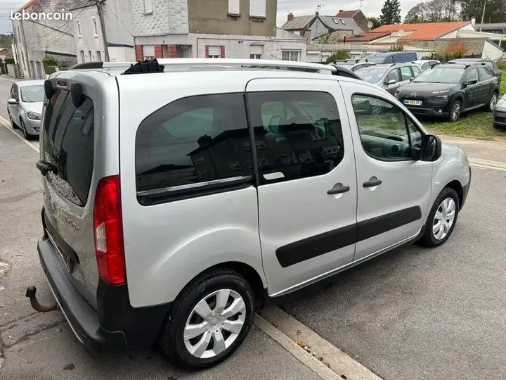 Citroen Berlingo 2011 photo 5