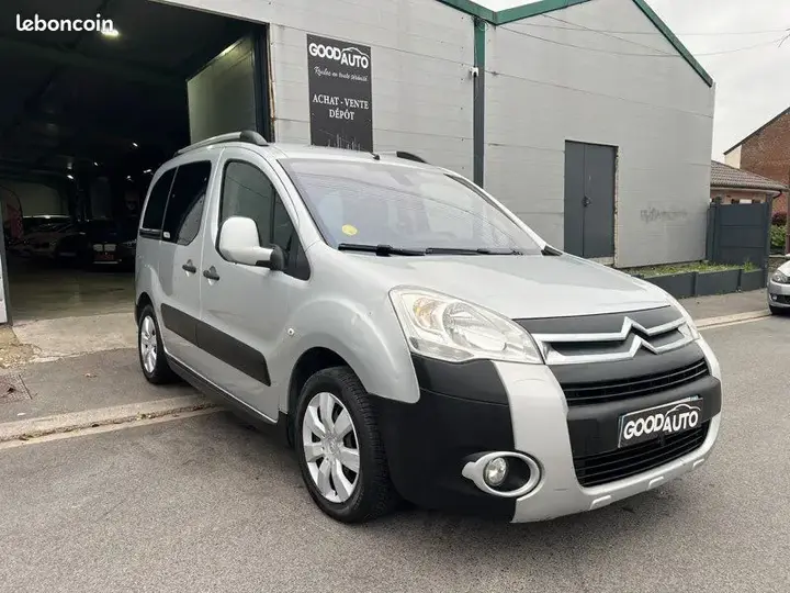 Citroen Berlingo 2011 photo 2
