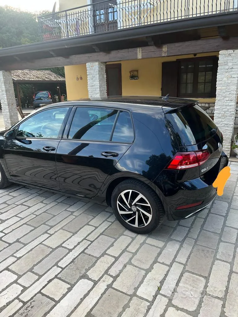 Volkswagen Golf 2018 photo 3