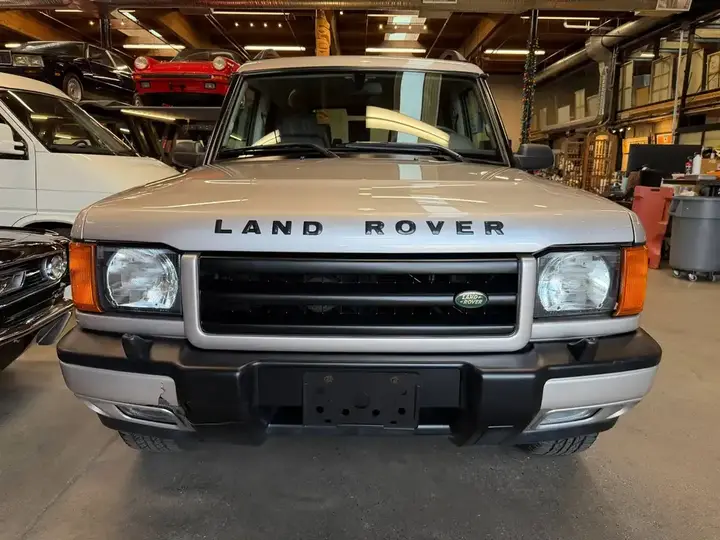 Land Rover Discovery 1999 photo 2