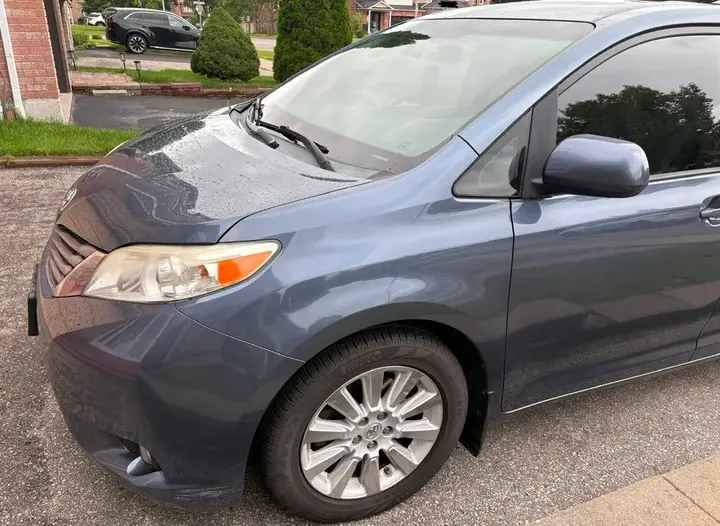 Toyota Sienna 2014 photo 5