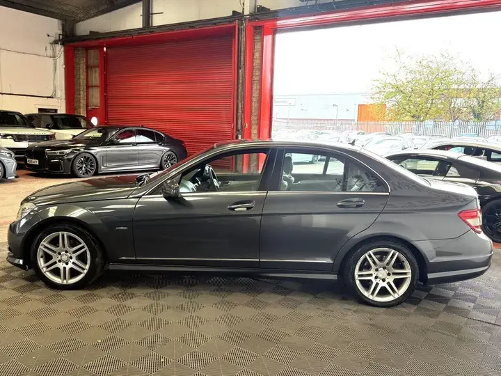 Mercedes-Benz C-Class 2009 photo 4