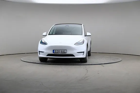 Tesla Model Y 2022 photo 3