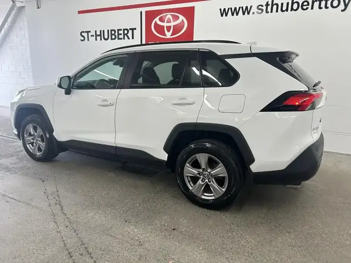 Toyota Rav4 2025 photo 4