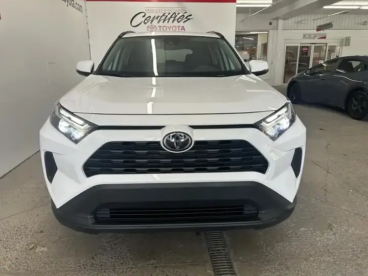 Toyota Rav4 2025 photo 5