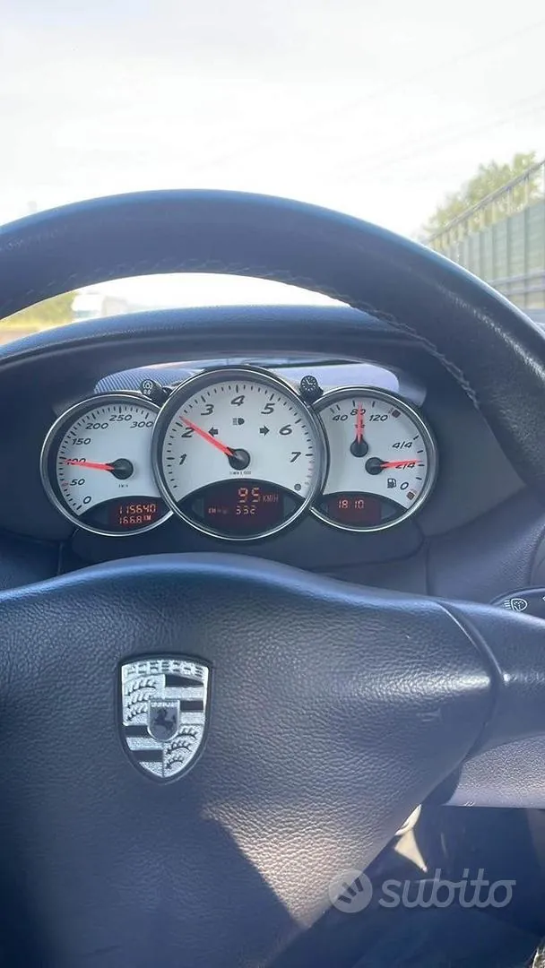Porsche Boxster 2000 photo 2