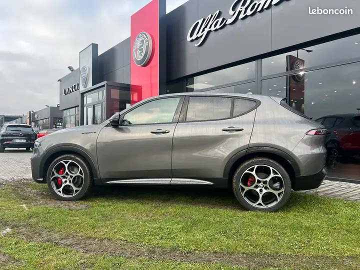 Alfa Romeo Tonale 2022 photo 2