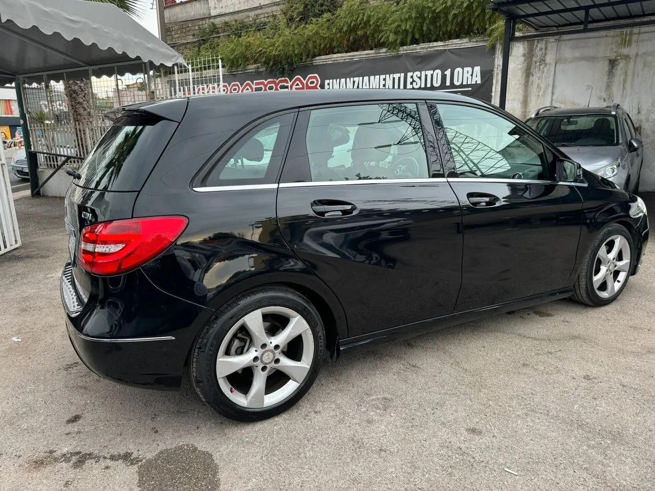 Mercedes-Benz B 180 2012 photo 5