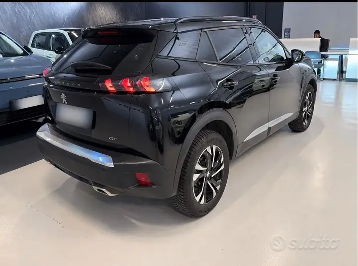 Peugeot 2008 2023 photo 3