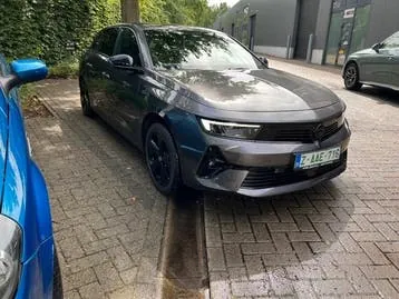 Opel Astra 2024 photo 2