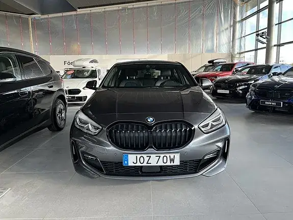 BMW 118I 2021 photo 2