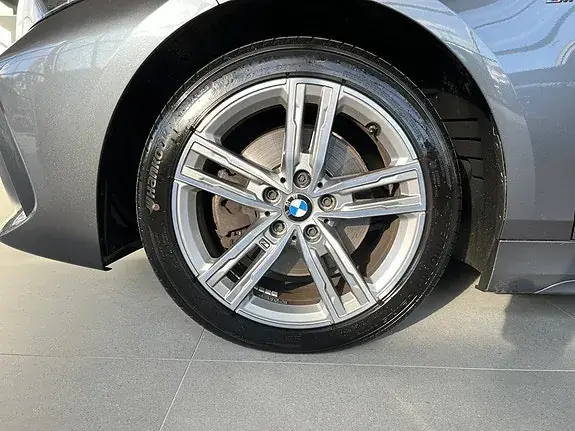 BMW 118I 2021 photo 4