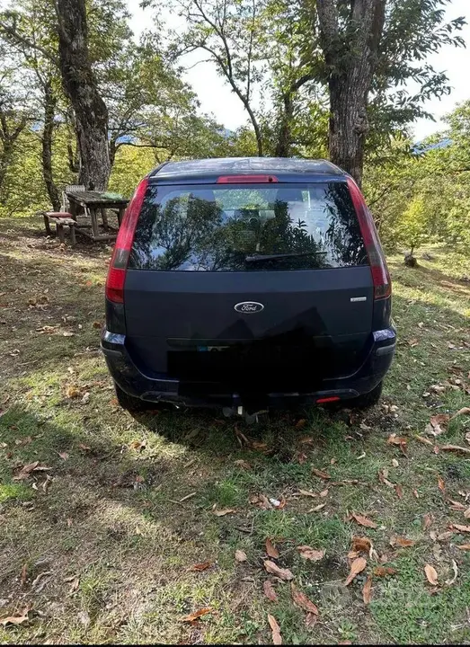 Ford Fusion 2005 photo 2