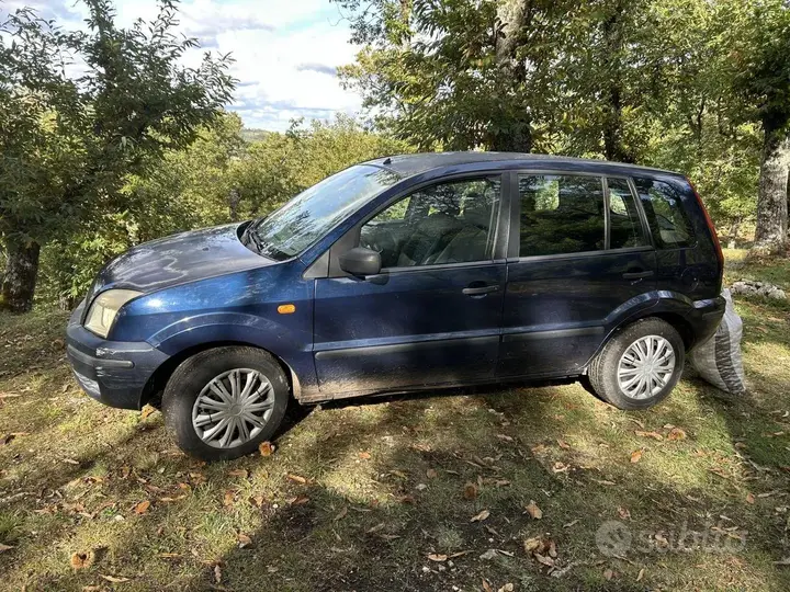 Ford Fusion 2005 photo 4