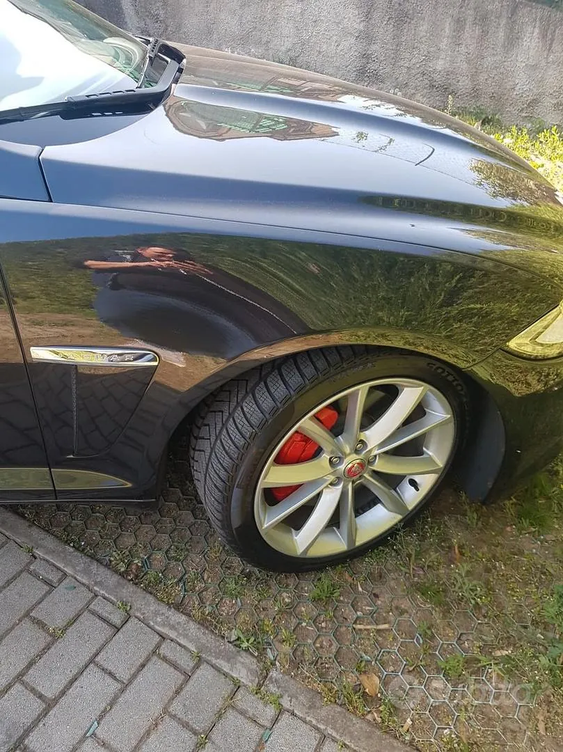 Jaguar Xf 2014 photo 5