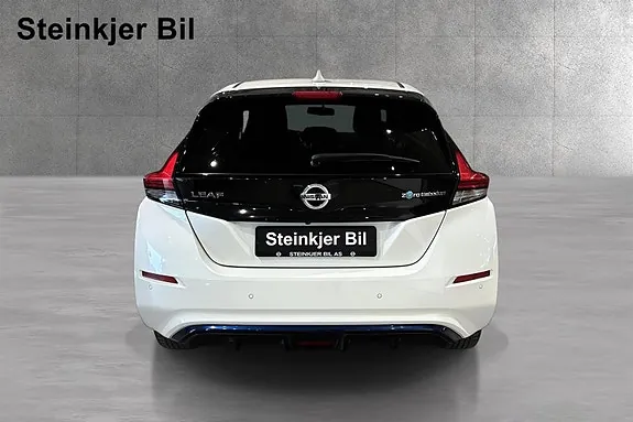 Nissan Leaf 2021 photo 3