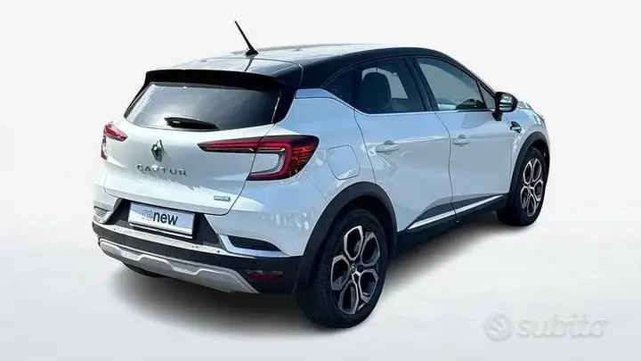 Renault Captur 2022 photo 3