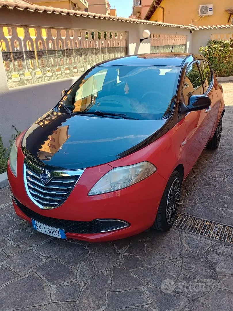 Lancia Ypsilon 2011 photo 2